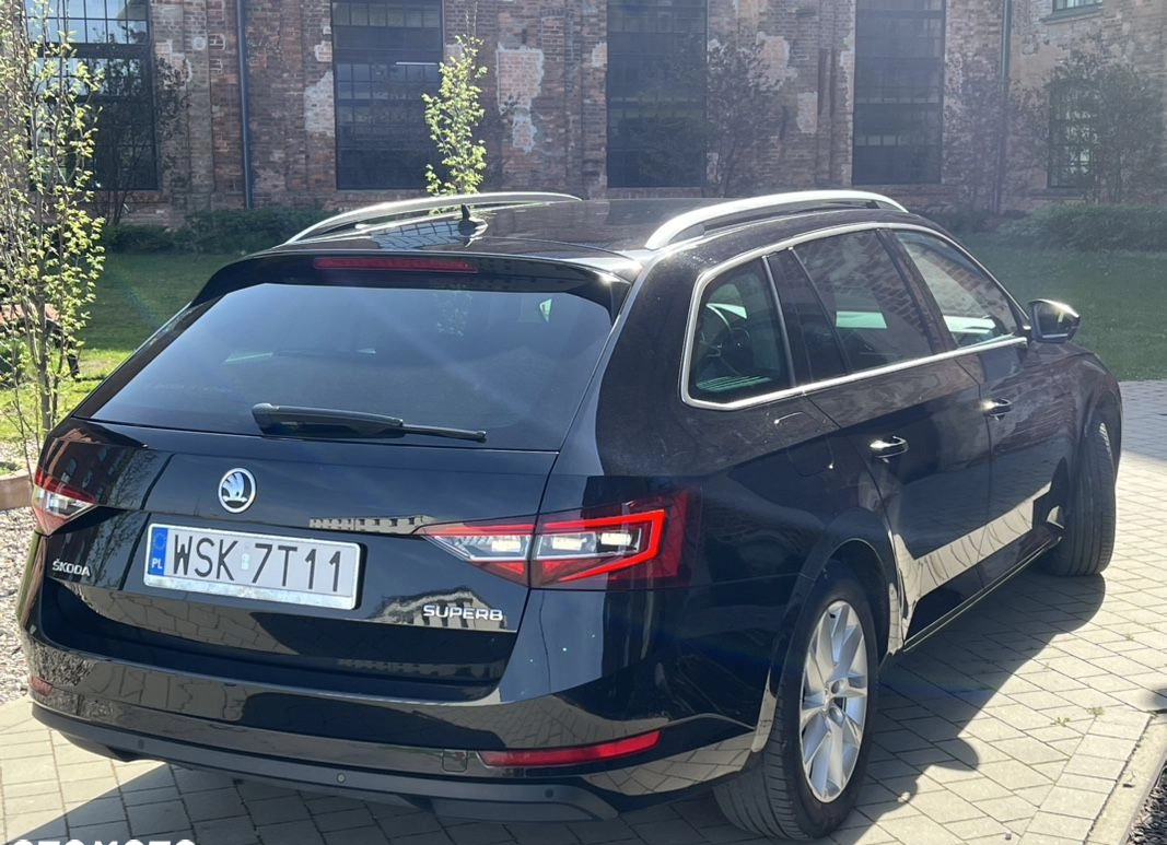 Skoda Superb cena 74500 przebieg: 189000, rok produkcji 2019 z Kowary małe 352